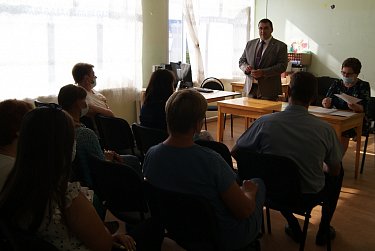 Что волнует соцработников